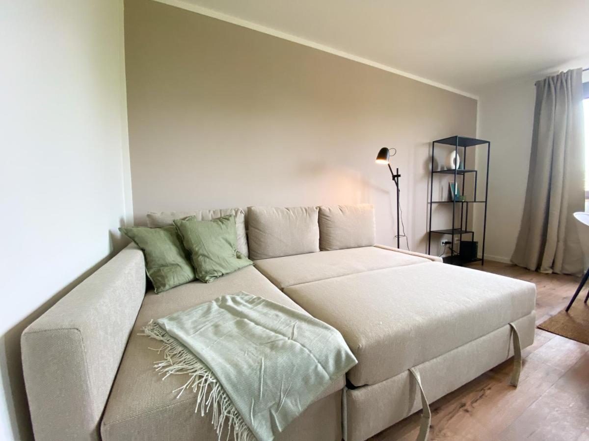 Schoene Wohnung Mit Rheinblick/Duesseldorf/Neuss/Messe Extérieur photo