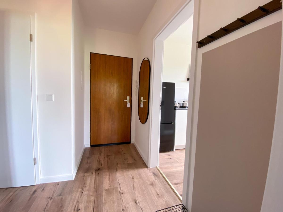Schoene Wohnung Mit Rheinblick/Duesseldorf/Neuss/Messe Extérieur photo