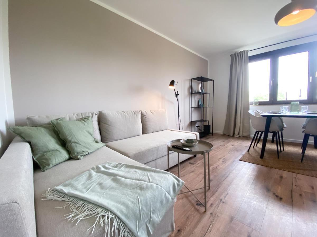 Schoene Wohnung Mit Rheinblick/Duesseldorf/Neuss/Messe Extérieur photo
